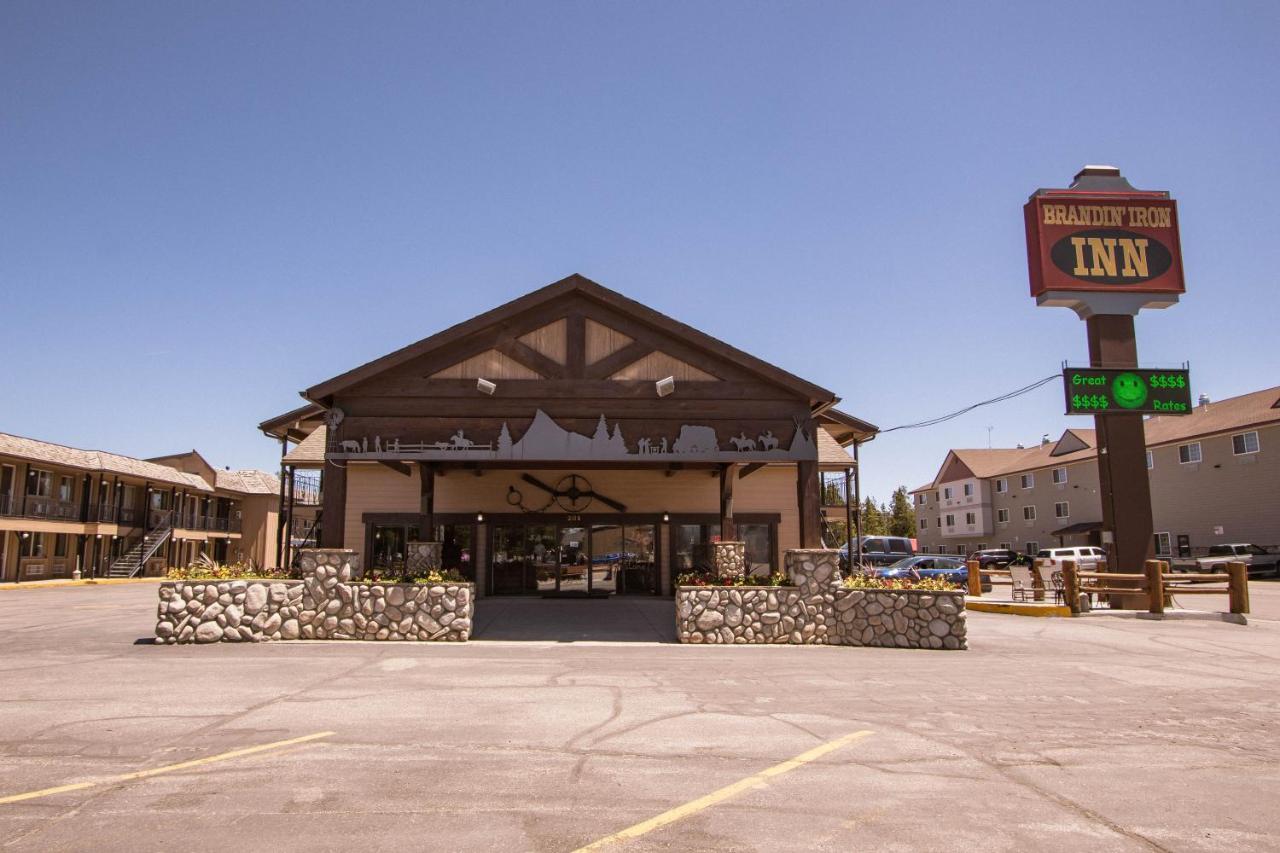 غرب يلوستون Brandin' Iron Inn المظهر الخارجي الصورة